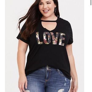 NWT Torrid Black Floral Love Choker Tee